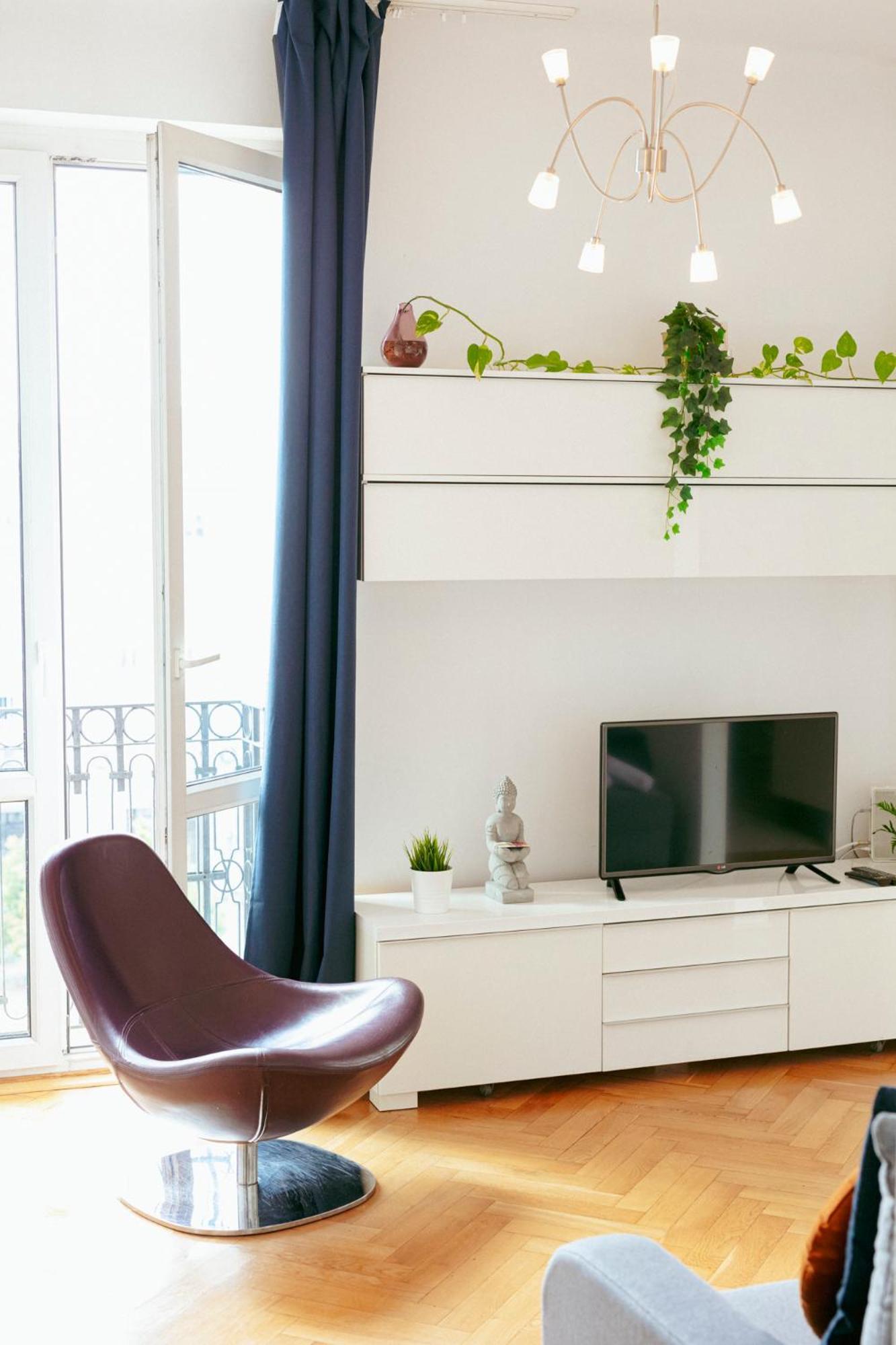 Plac Konstytucji 6 Grey - Bezplatny Garaz Podziemny - Free Parking - Apartament Dla 4 Osob Warsaw Luaran gambar